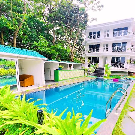 The Mayfield Resort, Vagator 安君纳 外观 照片